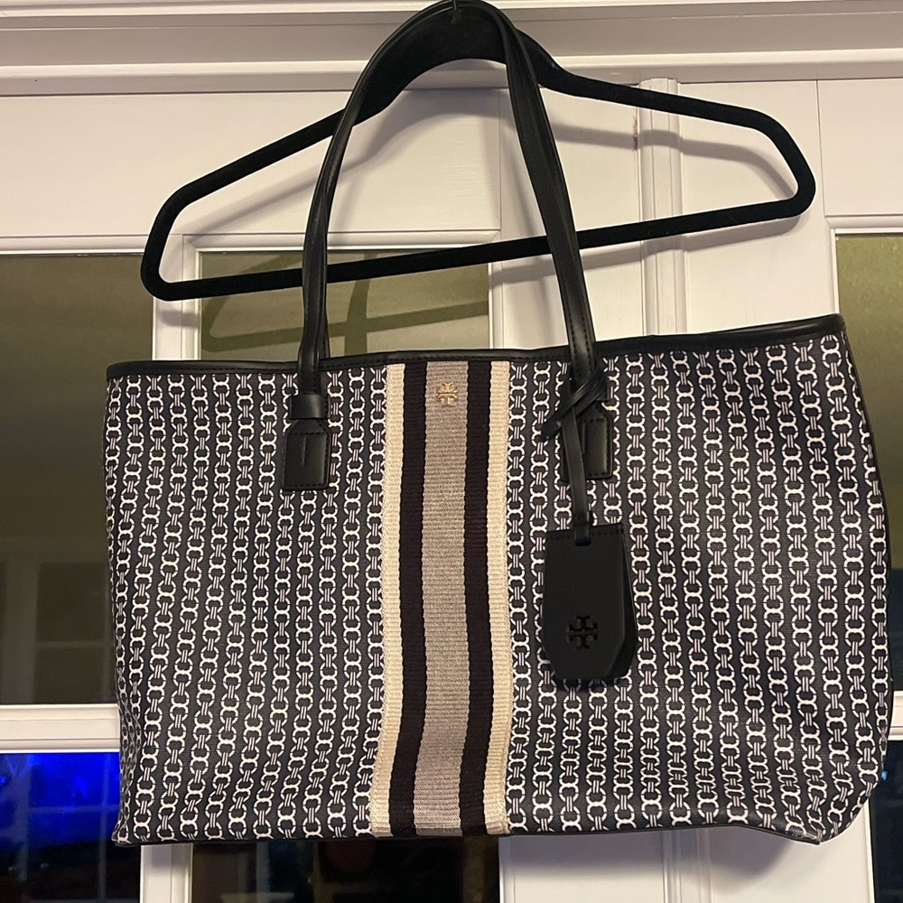 Tory Burch pocketbook